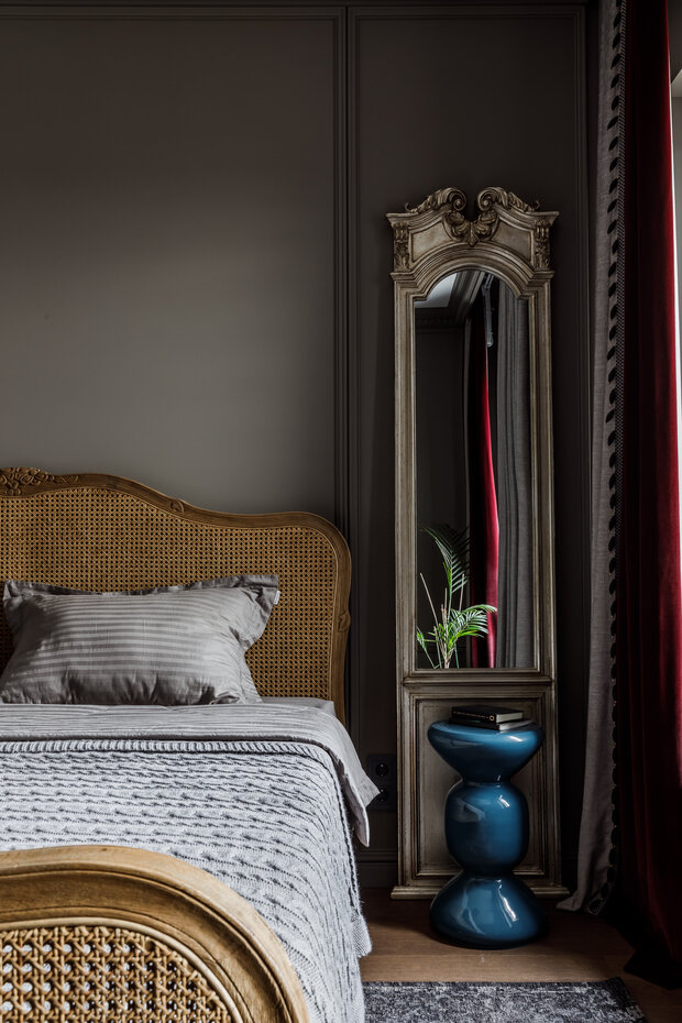 Фотография: Спальня в стиле Эклектика, Квартира, Проект дня, 3 комнаты, Более 90 метров, Тюмень, современный с элементами лофта, эклектика с элементами классики, Анна Селиванова – фото на INMYROOM