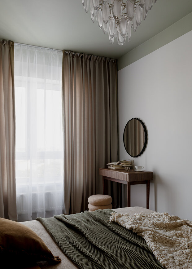 Фотография: Спальня в стиле Современный, Квартира, Проект дня, Екатеринбург, Монолитный дом, 2 комнаты, 40-60 метров, современный с элементами ретро, Анастасия Гавриленко, Анастасия Камаева – фото на INMYROOM