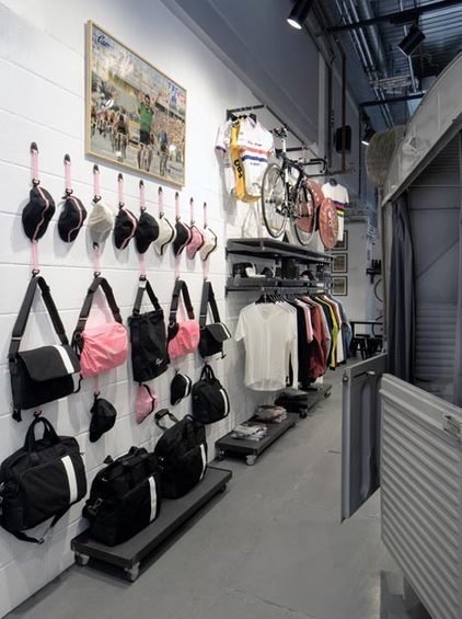 Фотография: Гардеробная в стиле Лофт, Дома и квартиры, Городские места, Лондон, Кафе и рестораны – фото на INMYROOM