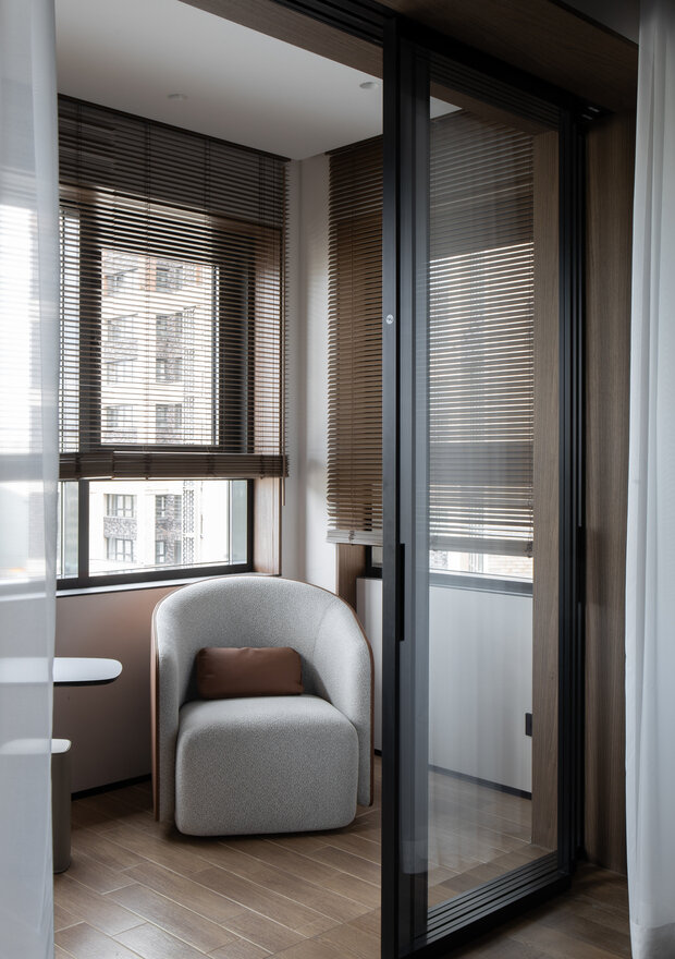 Фотография: Балкон в стиле Современный, Минимализм, Квартира, Проект дня, Санкт-Петербург, 2 комнаты, Более 90 метров, Эксклюзивные проекты, минимализм с элементами современного дизайна, фото интерьера, дизайн интерьера фото, Ирина Смышляева – фото на INMYROOM