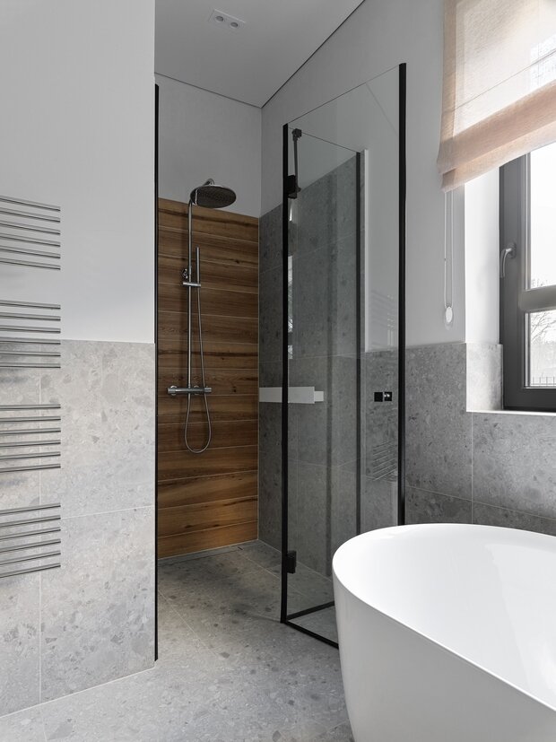 Фотография: Ванная в стиле Современный, Минимализм, Дом, Проект недели, Дом и дача, 4 и больше, Более 90 метров, Светлогорск, Rudt Design, Элия Рудт – фото на INMYROOM