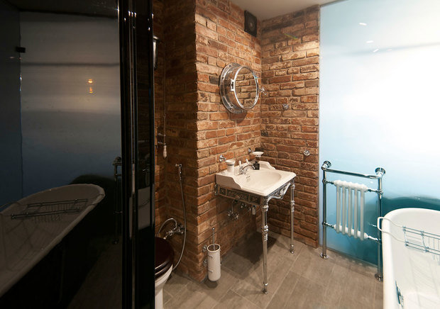 Фотография: Спальня в стиле Лофт, Малогабаритная квартира, Квартира, Студия, Планировки, BoConcept, Gramercy Home, SIEMENS, Мебель и свет, Перепланировка, Москва, Синий, Серый, Коричневый, BAXTER, Bosh, Manders, Provenza, Lehome Vintage, Migliore, Aldo Bernardi, Rosbri, Sir Edward Johns, Chadder, St. James, Империя паркета, Merediani, DeSede, Home Concept, Industriart, Елена Королева – фото на INMYROOM