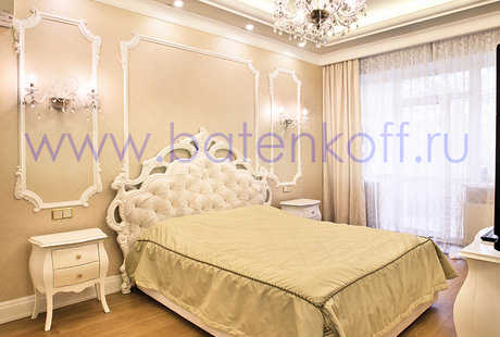 Фото реализованного под ключ балкона и спальни в кантри стиле от Батенькофф