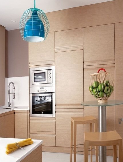 Фотография: Кухня и столовая в стиле Минимализм, Декор интерьера, Квартира, Дизайн интерьера, Цвет в интерьере – фото на InMyRoom.ru