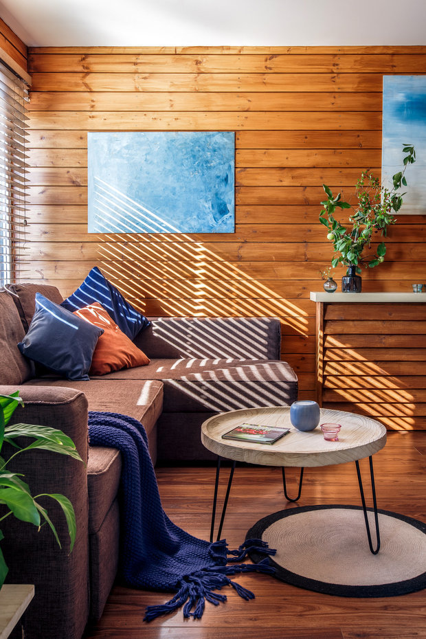 Фотография: Гостиная в стиле Эко, Гид, Belinka, как покрасить дачу, дачные домики – фото на INMYROOM