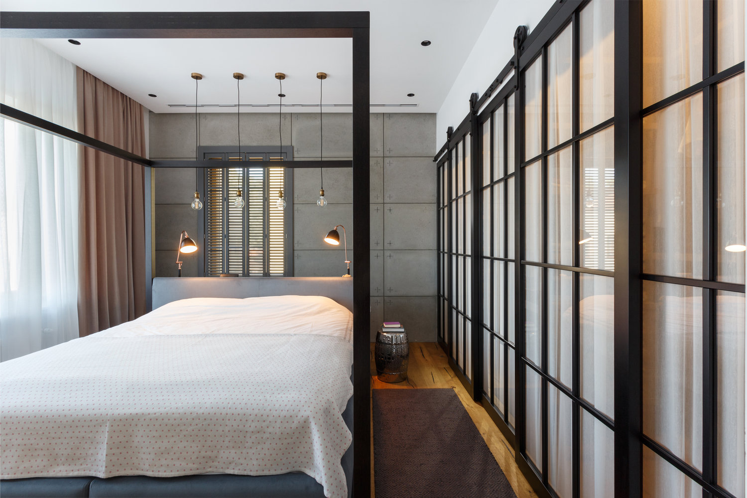 Фотография: Спальня в стиле Лофт, Квартира, Проект недели, Денис Соколов, SVOYA STUDIO – фото на INMYROOM Фотография: Спальня в стиле Лофт, Квартира, Проект недели, Денис Соколов, SVOYA STUDIO – фото на INMYROOM