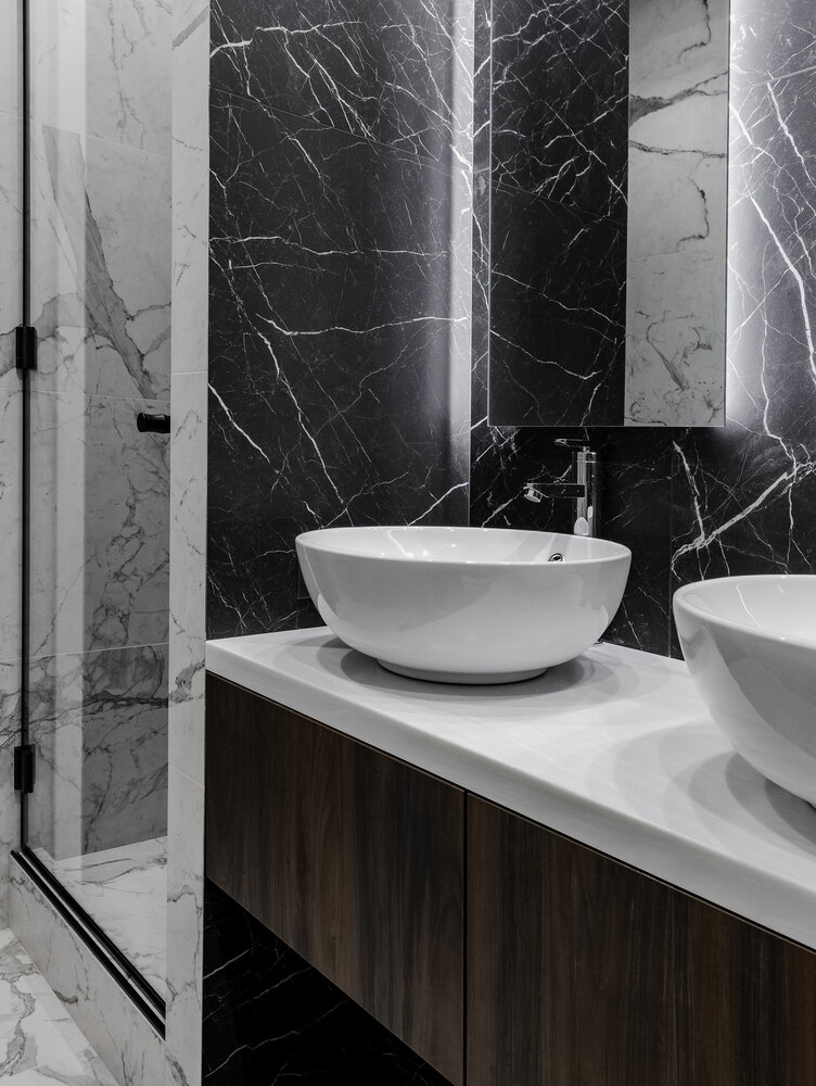 Фотография: Ванная в стиле Классический, Современный, Квартира, Проект недели, Москва, 4 и больше, Более 90 метров, IA.Buro – фото на INMYROOM Фотография: Ванная в стиле Классический, Современный, Квартира, Проект недели, Москва, 4 и больше, Более 90 метров, IA.Buro – фото на INMYROOM