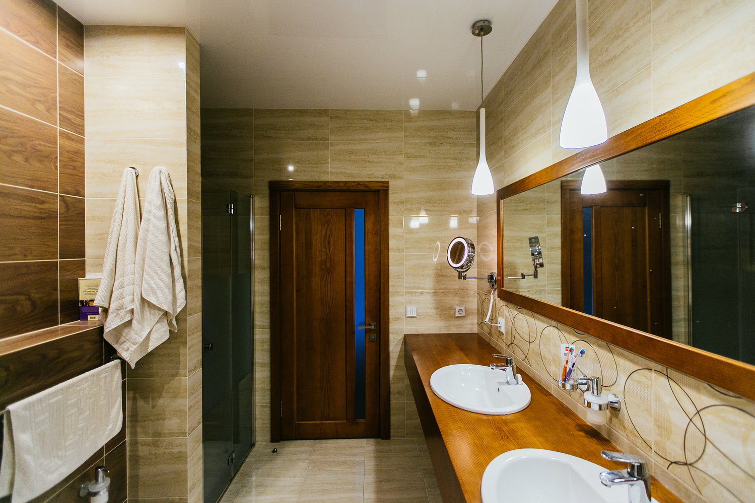 Фотография: Ванная в стиле Современный, Квартира, Крым, Проект недели, 4 и больше, Более 90 метров, Симферополь, Татьяна Петрова – фото на INMYROOM Фотография: Ванная в стиле Современный, Квартира, Крым, Проект недели, 4 и больше, Более 90 метров, Симферополь, Татьяна Петрова – фото на INMYROOM