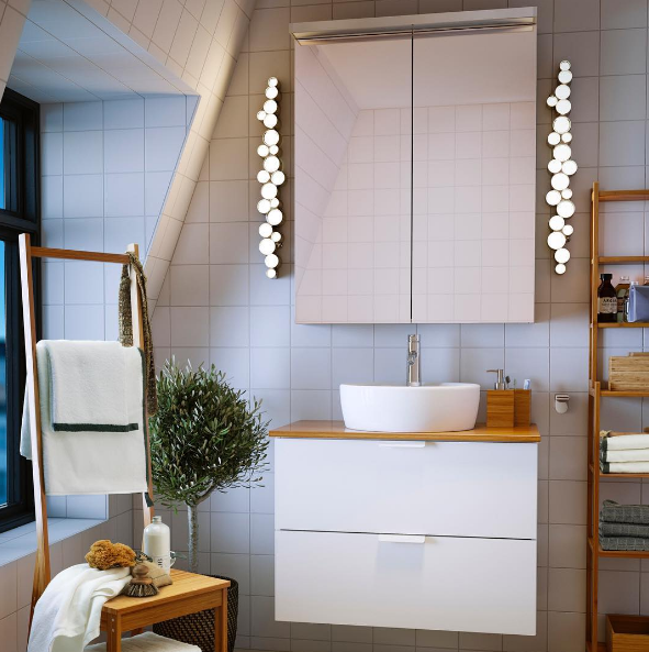 Фотография: Ванная в стиле Скандинавский, Малогабаритная квартира, Советы, ИКЕА, лайфхаки, ИКЕА – фото на INMYROOM