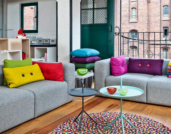 Фотография: Гостиная в стиле Современный, Декор интерьера, Аксессуары, Текстиль, Цвет в интерьере, Текстиль, Подушки – фото на INMYROOM Фотография: Гостиная в стиле Современный, Декор интерьера, Аксессуары, Текстиль, Цвет в интерьере, Текстиль, Подушки – фото на INMYROOM