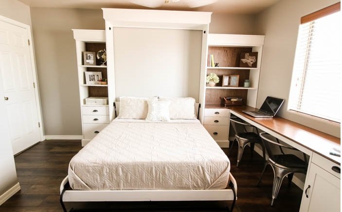 Фотография: в стиле , Прихожая, Гостиная, Детская, Спальня, Прованс и Кантри, Классический, Скандинавский, Современный, DIY, Квартира, Студия, Дом, Архитектура, Планировки, Декор, Мебель и свет, Белый, Минимализм, Дача, Вилла, Черный, Особняк, Красный, Зеленый, Бежевый, Серый, Коричневый, Таунхаус, 1 комната, 2 комнаты, 3 комнаты, 4 и больше, до 40 метров, 40-60 метров, 60-90 метров, Более 90 метров, энциклопедия_отделка, энциклопедия_мебель, энциклопедия_декор, энциклодпедия_малогабаритка, энциклопедия_интерьер, Пришли гости – фото на INMYROOM