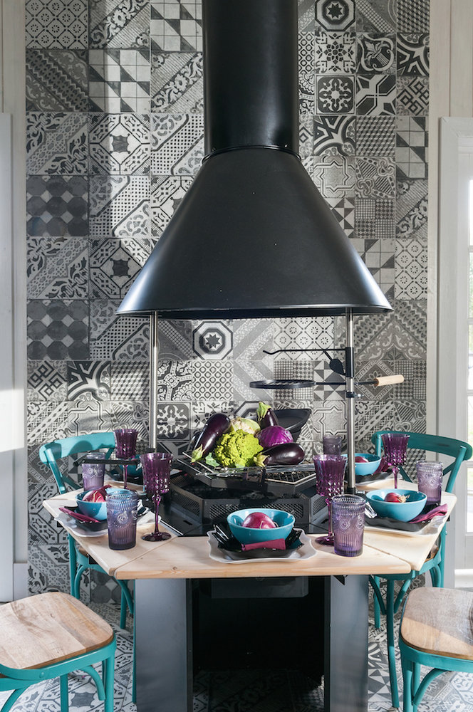 Фотография: Кухня и столовая в стиле Прованс и Кантри, Дом, Дома и квартиры, dom-iz-brusa – фото на INMYROOM Фотография: Кухня и столовая в стиле Прованс и Кантри, Дом, Дома и квартиры, dom-iz-brusa – фото на INMYROOM