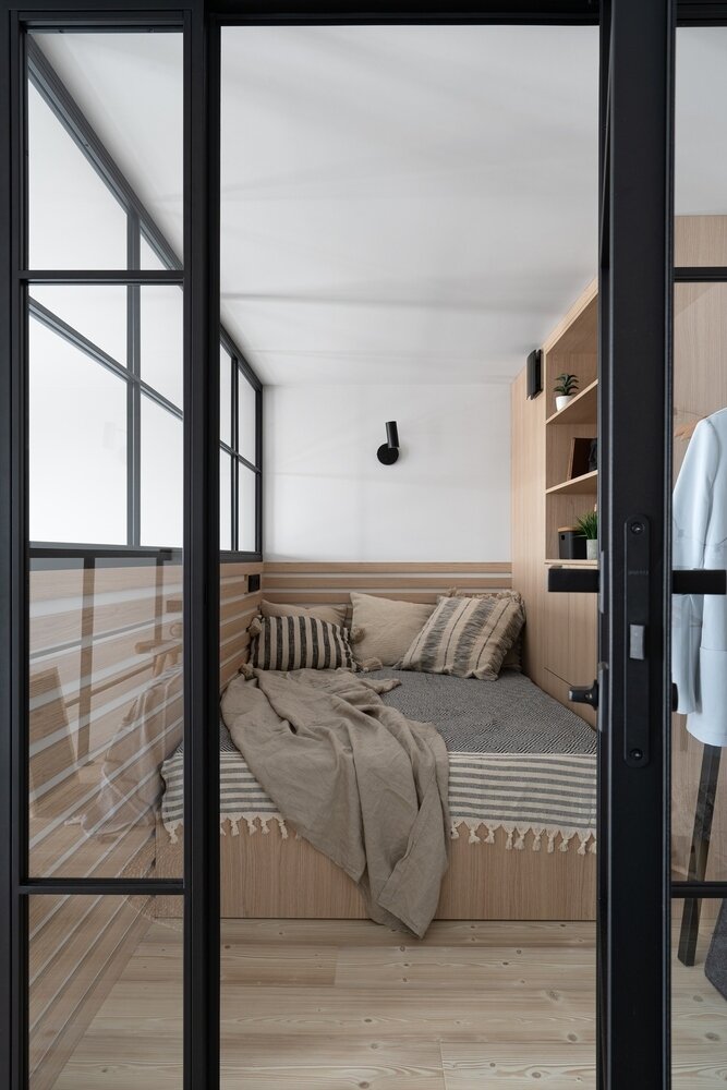 Фотография: Спальня в стиле Скандинавский, Современный, Малогабаритная квартира, Квартира, Студия, Проект недели, Санкт-Петербург, Монолитный дом, до 40 метров, Look Like Design, Наталия Лукьянчикова – фото на INMYROOM Фотография: Спальня в стиле Скандинавский, Современный, Малогабаритная квартира, Квартира, Студия, Проект недели, Санкт-Петербург, Монолитный дом, до 40 метров, Look Like Design, Наталия Лукьянчикова – фото на INMYROOM