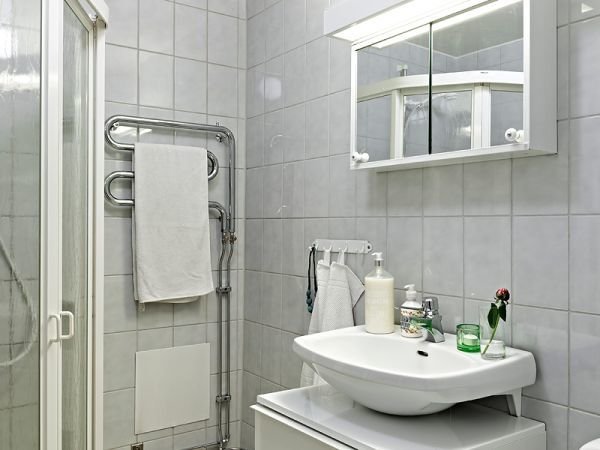 Фотография: Ванная в стиле Скандинавский, Малогабаритная квартира, Квартира, Дома и квартиры, Минимализм – фото на INMYROOM