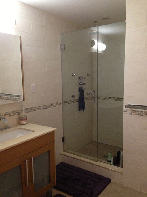 Фотография: Ванная в стиле Современный, Гостиная, Скандинавский, Декор интерьера, Малогабаритная квартира, Студия, США, Планировки, Аксессуары, Декор, Прочее, Минимализм, Переделка – фото на INMYROOM Фотография: Ванная в стиле Современный, Гостиная, Скандинавский, Декор интерьера, Малогабаритная квартира, Студия, США, Планировки, Аксессуары, Декор, Прочее, Минимализм, Переделка – фото на INMYROOM