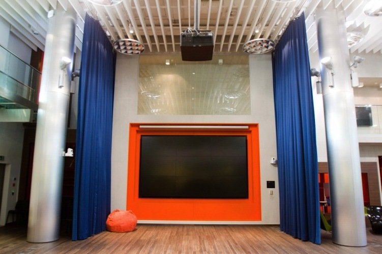 Фотография: Прочее в стиле , Офисное пространство, Индустрия, Люди – фото на INMYROOM Фотография: Прочее в стиле , Офисное пространство, Индустрия, Люди – фото на INMYROOM