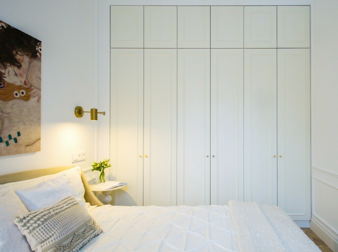 Фотография: Спальня в стиле Классический, Современный, Эклектика, Квартира, Проект дня, Москва, 3 комнаты, 60-90 метров, Ольга Семашева – фото на INMYROOM