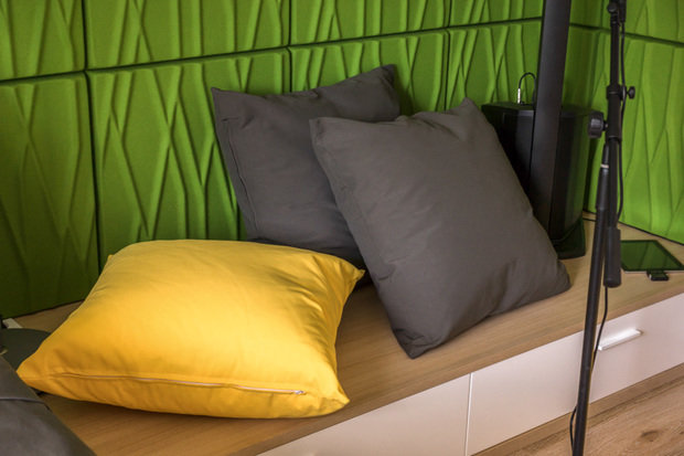 Фотография: Аксессуары в стиле Современный, Спальня, Скандинавский, Декор интерьера, Квартира, Интерьер комнат – фото на INMYROOM