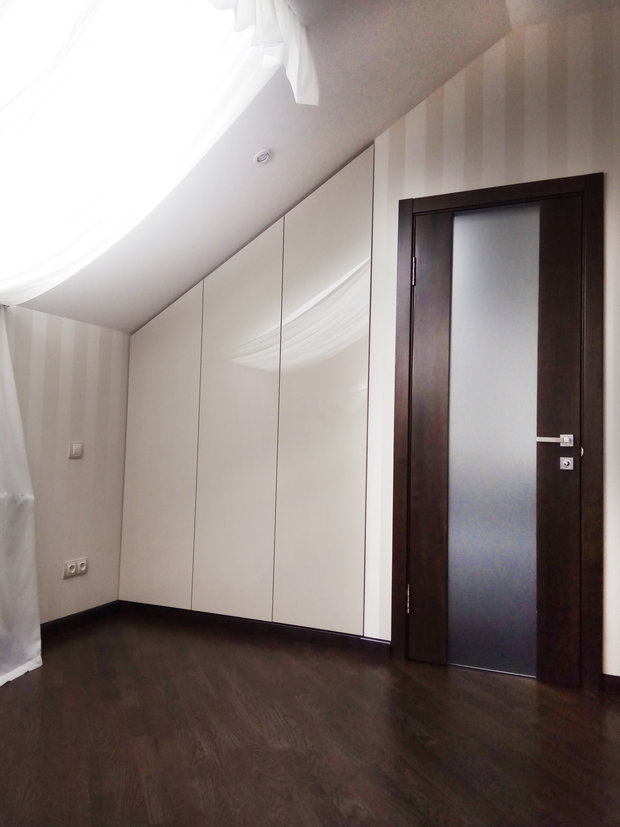 Фото из портфолио Confident Red – фотографии дизайна интерьеров на INMYROOM