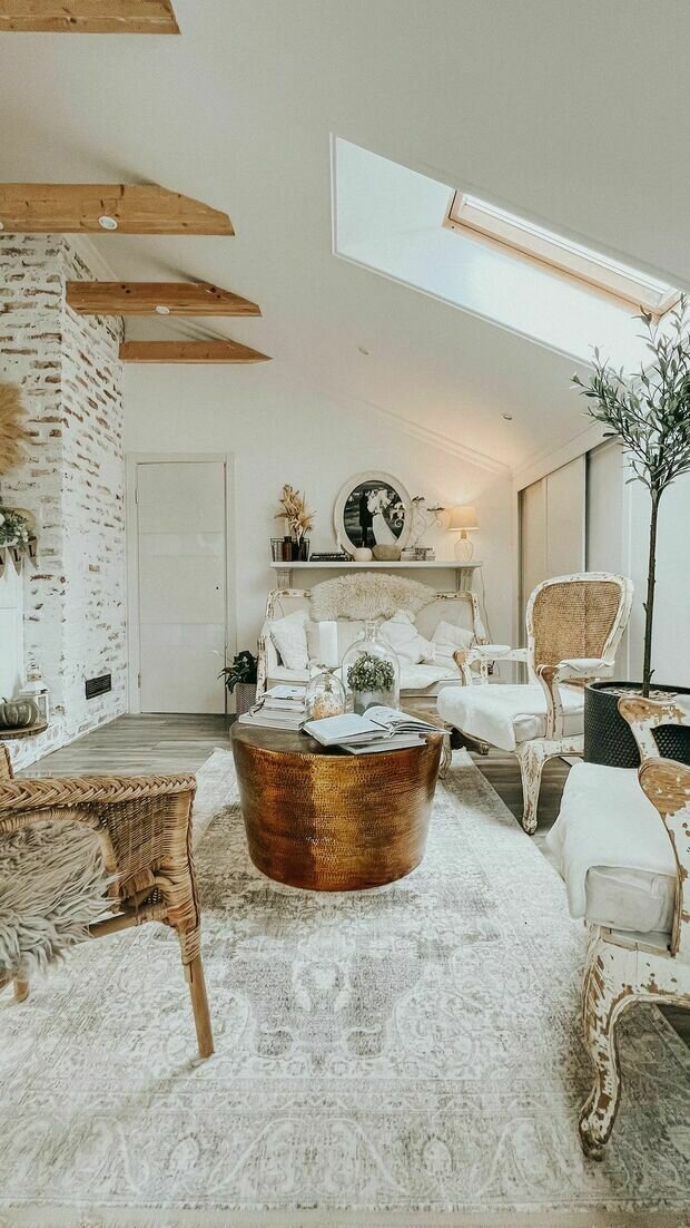 Фотография: Гостиная в стиле Прованс и Кантри, Ремонт на практике – фото на INMYROOM