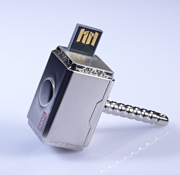 Фотография: Аксессуары в стиле Современный, Кабинет, Интерьер комнат – фото на INMYROOM