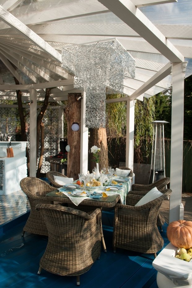 Фотография: Балкон, Терраса в стиле Прованс и Кантри, Дом, Дома и квартиры, Беседка, Барная стойка – фото на INMYROOM