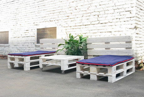 Chillout зона из европоддонов