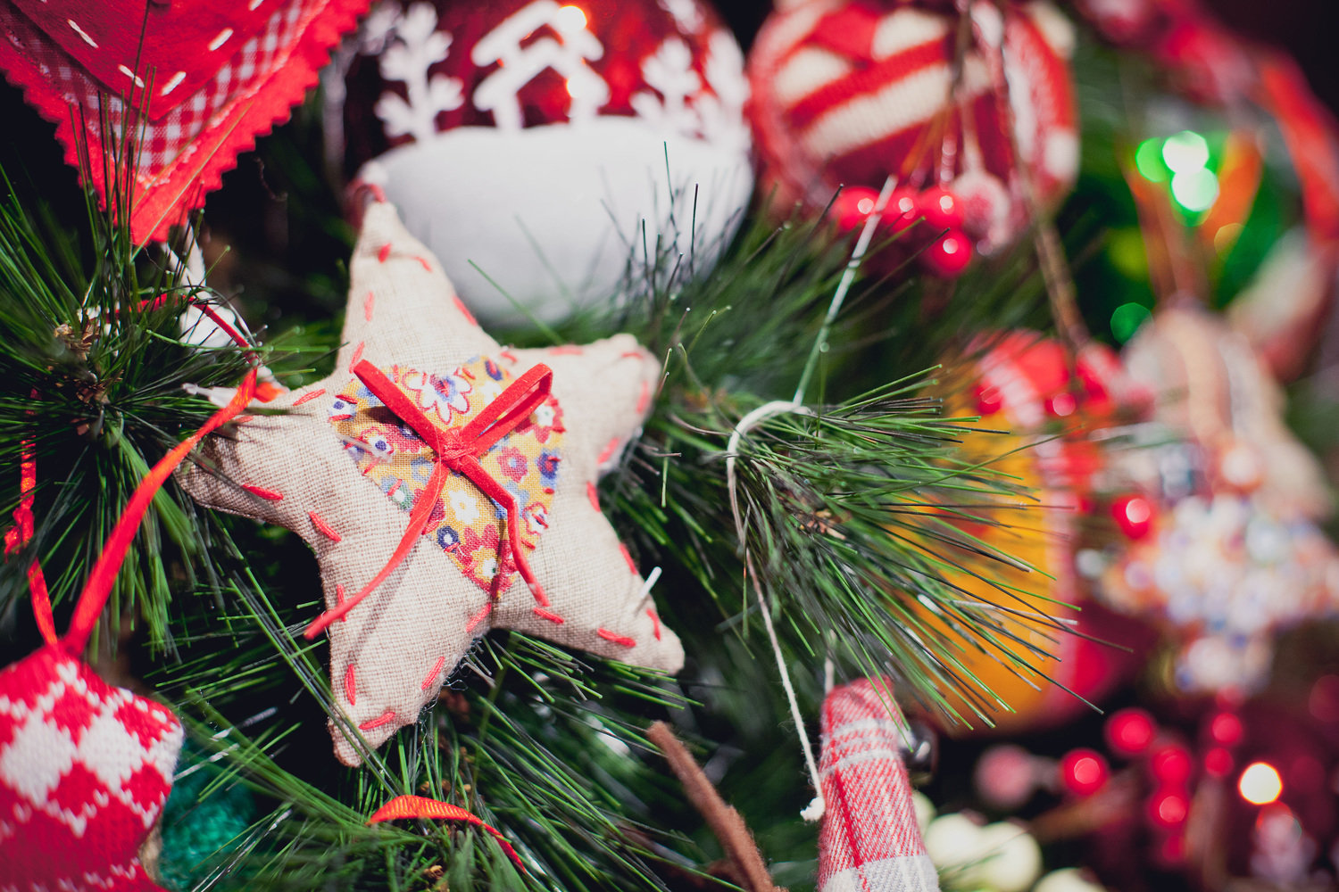 Фотография: Декор в стиле Современный, Декор интерьера, Дом, Аксессуары, Праздник, Новый Год – фото на INMYROOM Фотография: Декор в стиле Современный, Декор интерьера, Дом, Аксессуары, Праздник, Новый Год – фото на INMYROOM