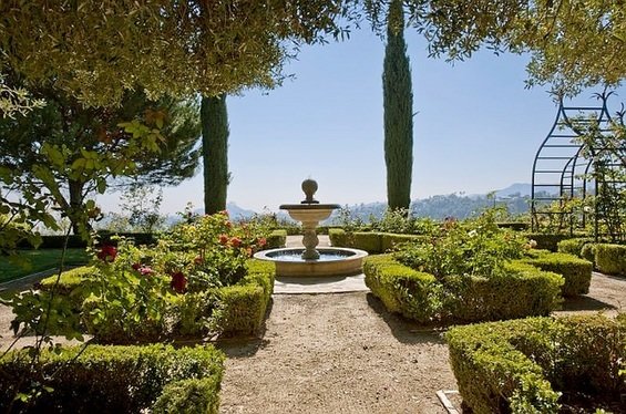 Фотография: Ландшафт в стиле Прованс и Кантри, Классический, Современный – фото на INMYROOM