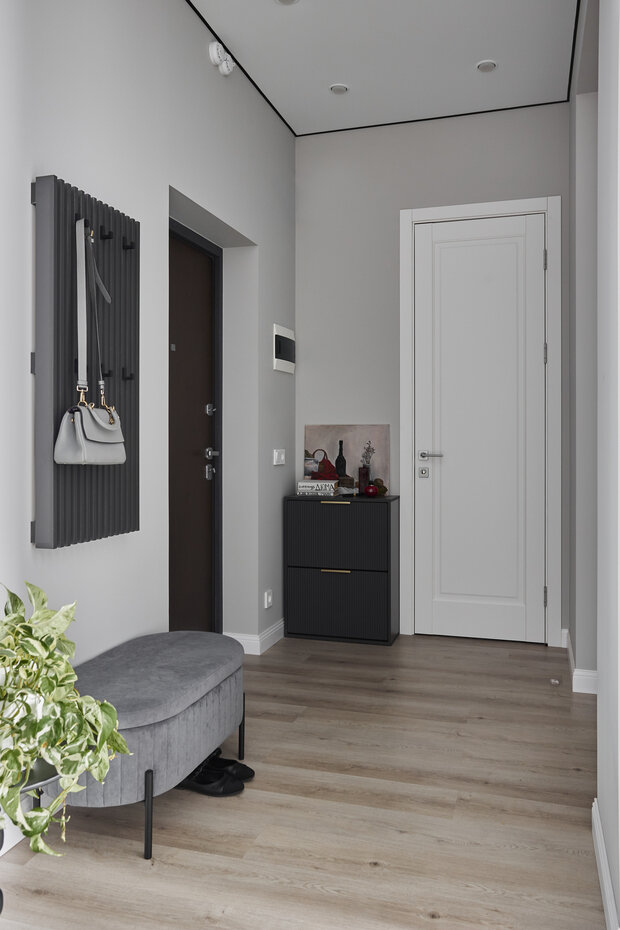 Фотография: Прихожая в стиле Современный, Малогабаритная квартира, Квартира, Проект дня, Санкт-Петербург, 1 комната, 40-60 метров, Александра Войнова – фото на INMYROOM