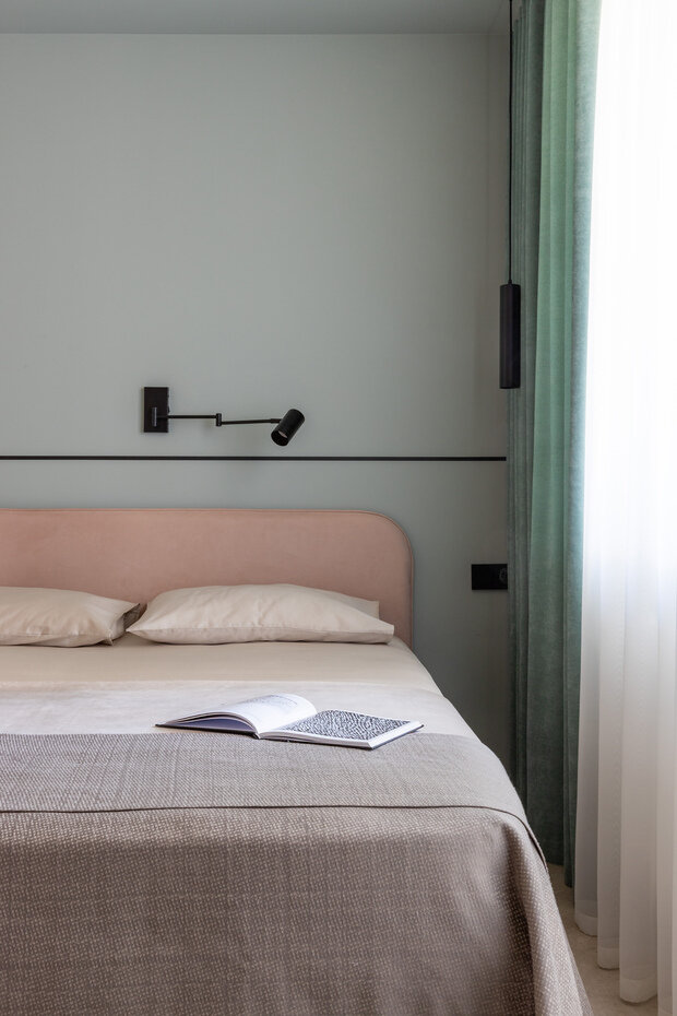 Фотография: Спальня в стиле Современный, Минимализм, Квартира, Проект дня, Самара, Кирпичный дом, 3 комнаты, 60-90 метров, Екатерина Коталевская – фото на INMYROOM