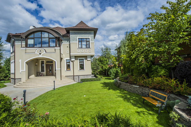 Фото из портфолио Загородный дом для молодой семьи – фотографии дизайна интерьеров на INMYROOM