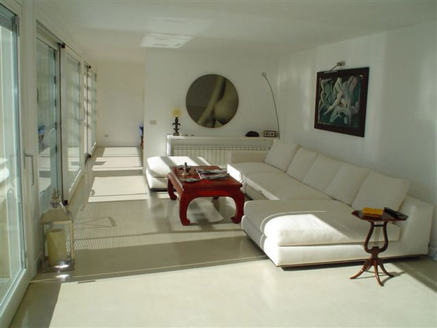 Фотография: Гостиная в стиле Восточный, Ремонт на практике, напольное покрытие – фото на INMYROOM