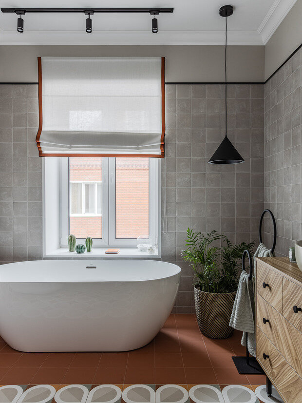Фотография: Ванная в стиле Современный, Дом, Проект дня, Дом и дача, Кирпичный дом, 4 и больше, Более 90 метров, современный с элементами классики и минимализмом, Светлана Лепихова – фото на INMYROOM