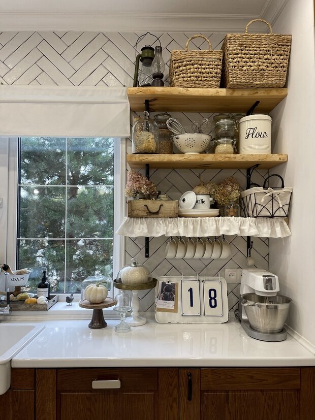 Фотография: Кухня и столовая в стиле Прованс и Кантри, Ремонт на практике – фото на INMYROOM