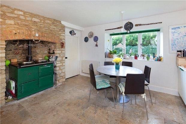 Фотография: Кухня и столовая в стиле Прованс и Кантри, Дом, Дома и квартиры – фото на INMYROOM