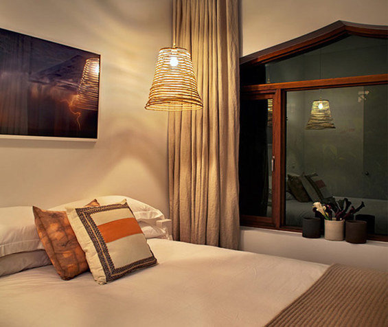 Фотография: Спальня в стиле Современный, Эко, Декор интерьера, Мебель и свет, Светильник – фото на INMYROOM