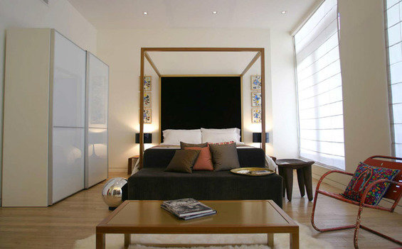 Фотография: Спальня в стиле Скандинавский, Индустрия, Люди – фото на INMYROOM Фотография: Спальня в стиле Скандинавский, Индустрия, Люди – фото на INMYROOM