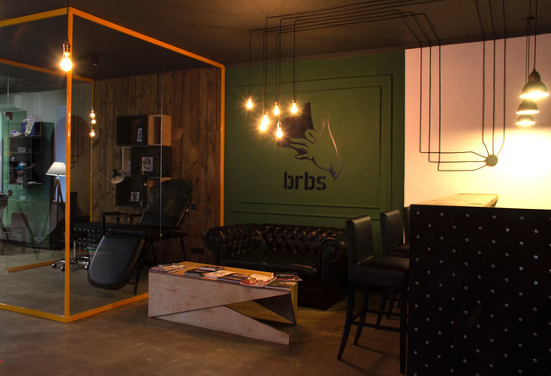 Фото из портфолио Барбершоп BRBS – фотографии дизайна интерьеров на INMYROOM