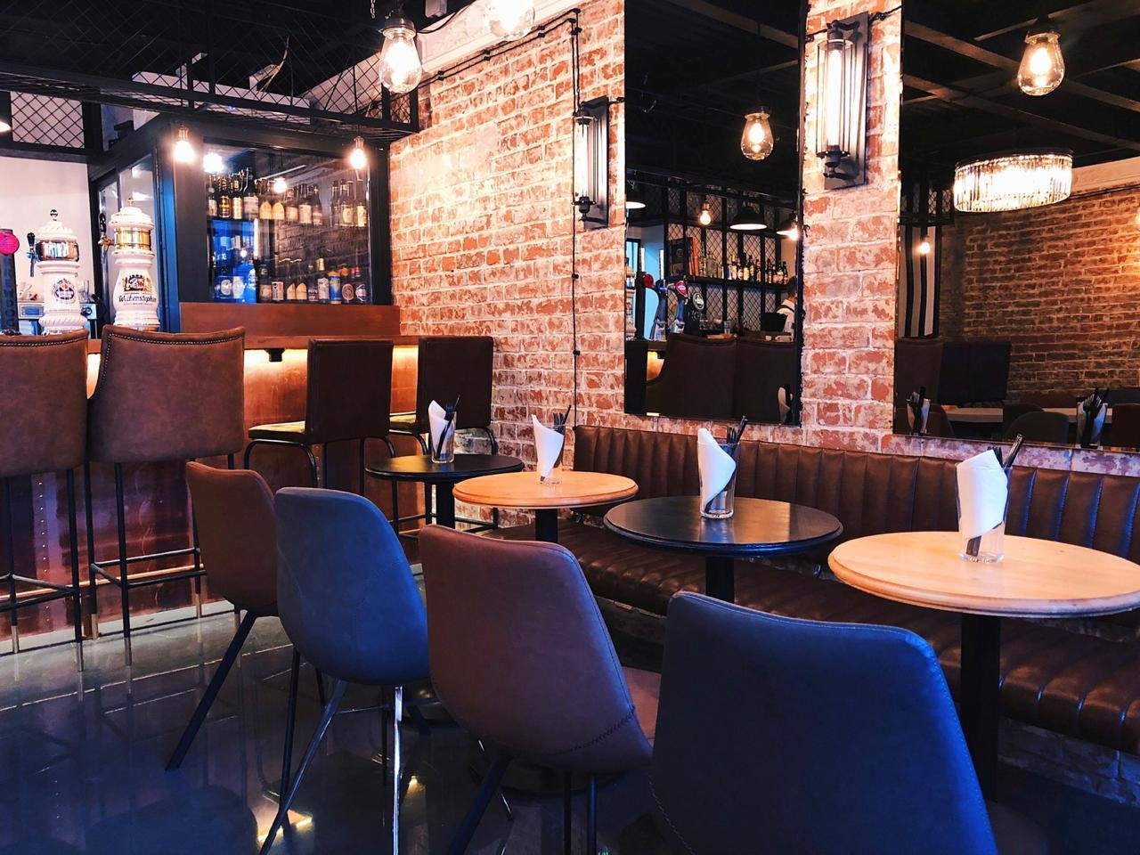 Фото из портфолио Бар, Москва, Басманная – фотографии дизайна интерьеров на INMYROOM