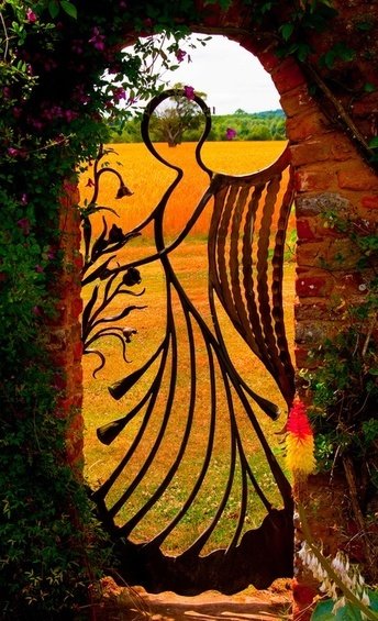 Фотография: Ландшафт в стиле , Дом, Дома и квартиры, Двери – фото на INMYROOM