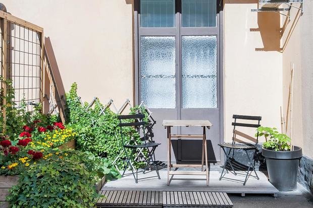 Фото из портфолио Частный дом в условиях города с собственным садом – фотографии дизайна интерьеров на INMYROOM