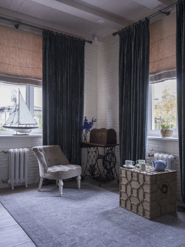 Фото из портфолио Светлый загородный дом.  – фотографии дизайна интерьеров на INMYROOM