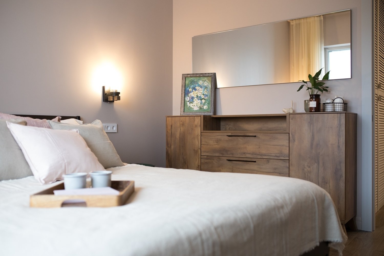 Фотография: Спальня в стиле Современный, Минимализм, Квартира, Проект недели, Санкт-Петербург, 2 комнаты, 40-60 метров, Ольга Артемова – фото на INMYROOM