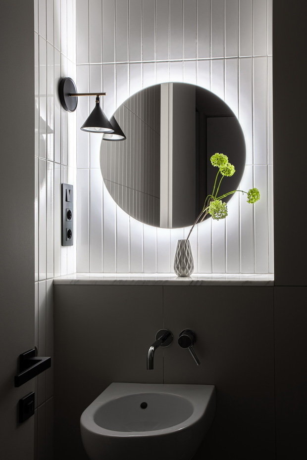 Фотография: Ванная в стиле Минимализм, Квартира, Проект недели, Санкт-Петербург, 4 и больше, Более 90 метров, Juicy Flat, Наташа Курлыгина – фото на INMYROOM