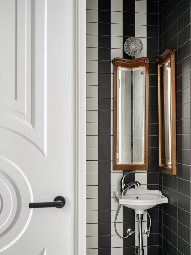 Фотография: Ванная в стиле Скандинавский, Эклектика, Винтажный, Классический, Малогабаритная квартира, Квартира, Проект дня, Москва, 1 комната, до 40 метров, Ольга Петрова-Подольская – фото на INMYROOM