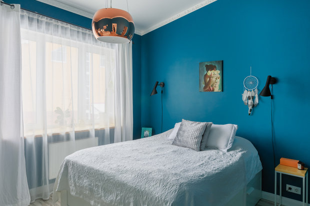 Фотография: Спальня в стиле Скандинавский, Проект недели, Samsung, Таунхаус, 4 и больше, Спецпроект, интерьерный холодильник, интерьерная микроволновая печь – фото на INMYROOM