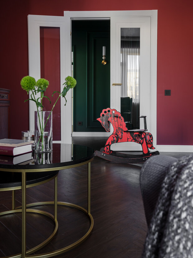 Фотография: Гостиная в стиле Классический, Современный, Квартира, Проект дня, Сталинка, Кирпичный дом, 4 и больше, 60-90 метров, Санкт-Петербруг – фото на INMYROOM