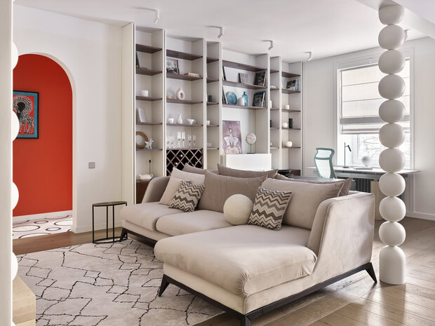 Фотография: Гостиная в стиле Эклектика, Современный, Квартира, Проект дня, Москва, Сталинка, Кирпичный дом, 3 комнаты, Более 90 метров, Ирина Фролочкина, Артём Ерыков – фото на INMYROOM