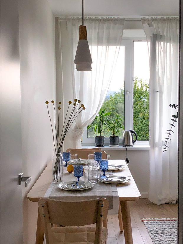 Фотография: Кухня и столовая в стиле Современный, Минимализм, Квартира, Проект недели, Москва, 2 комнаты, 40-60 метров, Анастасия Хмелевская – фото на INMYROOM